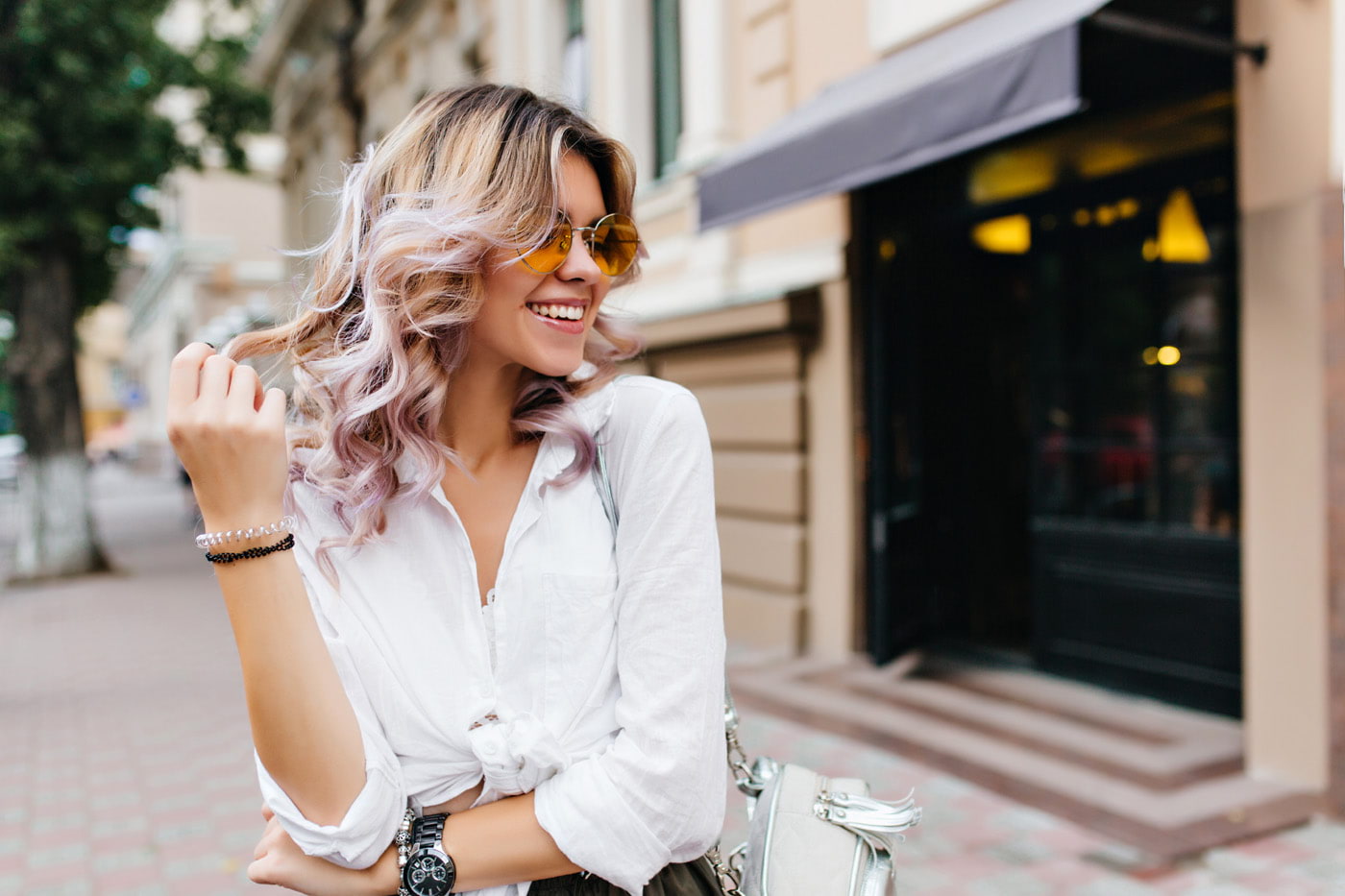 New Year, New Style? We take a look at why you want to change your look & how to make the right choice for you. Includes expert advice for hairstyle changes, hair colour changes & hair pampering treatments you'll love.
