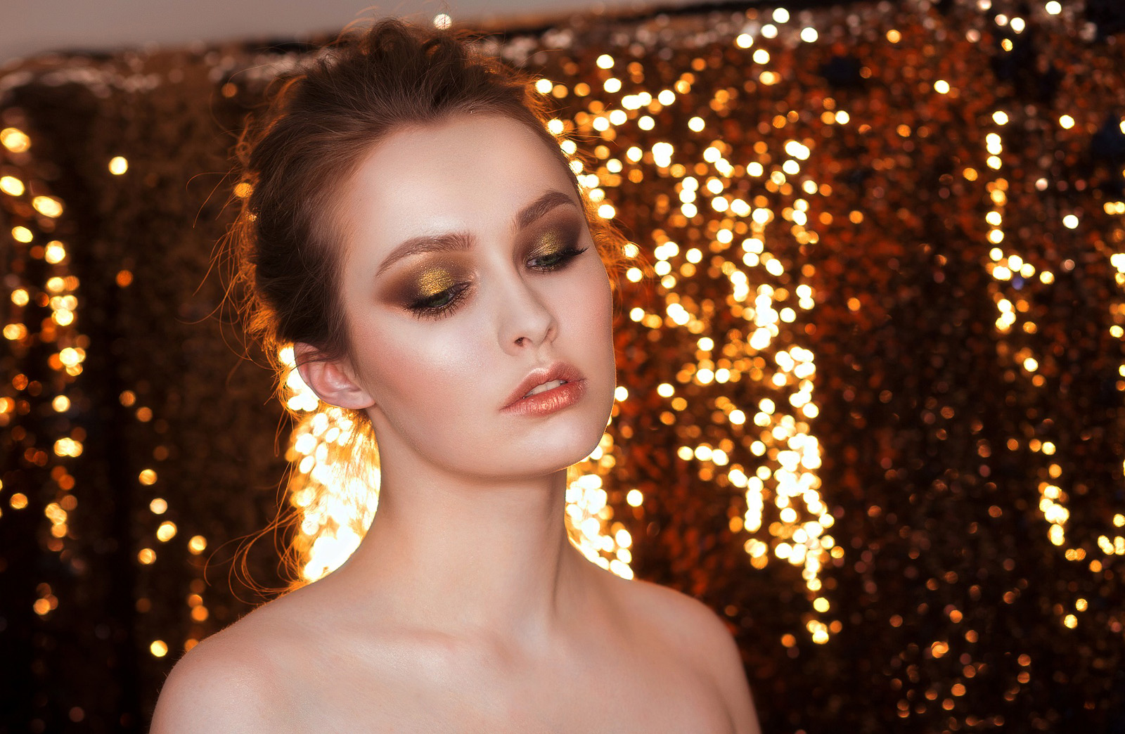 Beauty & hair guides: Christmas party makeup ideas | The House of Klamer