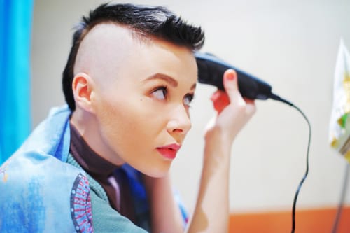Celebrities that are rocking the buzz cut - House of Klamer